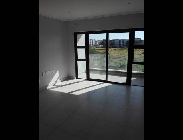 2 BEDROOM APARTMENT FOR SALE IN UMHLANGA RIDGE